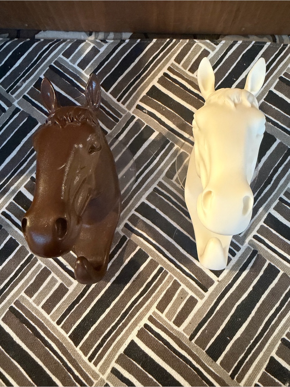 Horse Head shower Hook Set - Brown and Cream